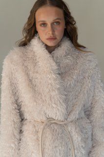Lengthened fur overcoat ivory  19421/1 № 5