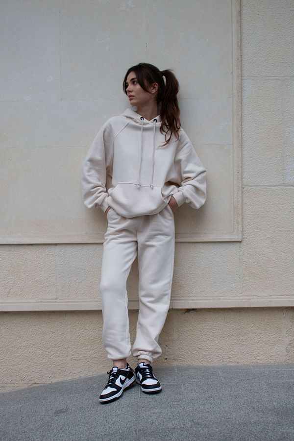 Ivory suit insulated with fleece H0123/5 #RU# Kombinezon sportowy ocieplany na mlecznym polarku H0123/5 № 1