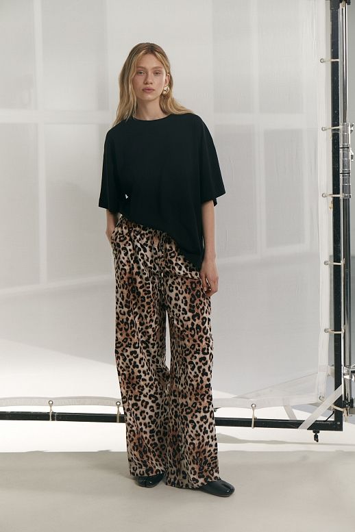 Pants with panther pattern - №2