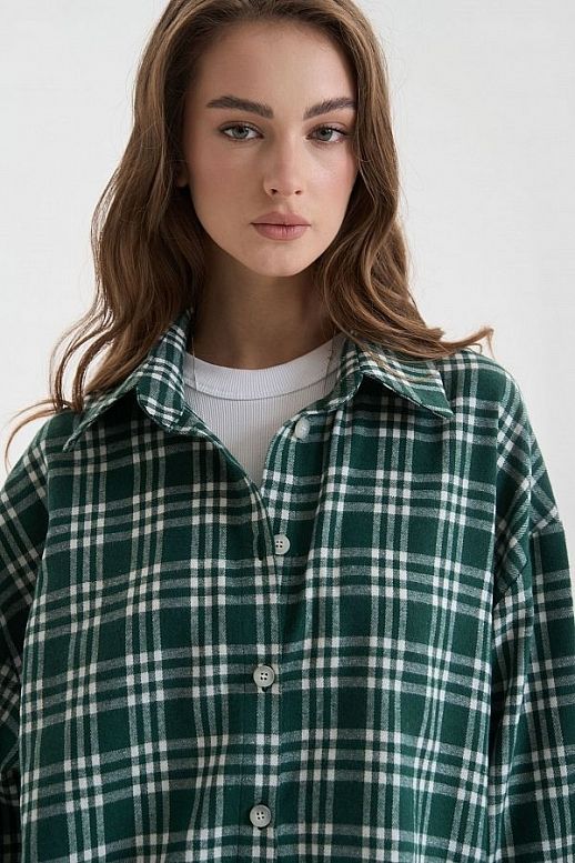 Oversized plaid shirt green