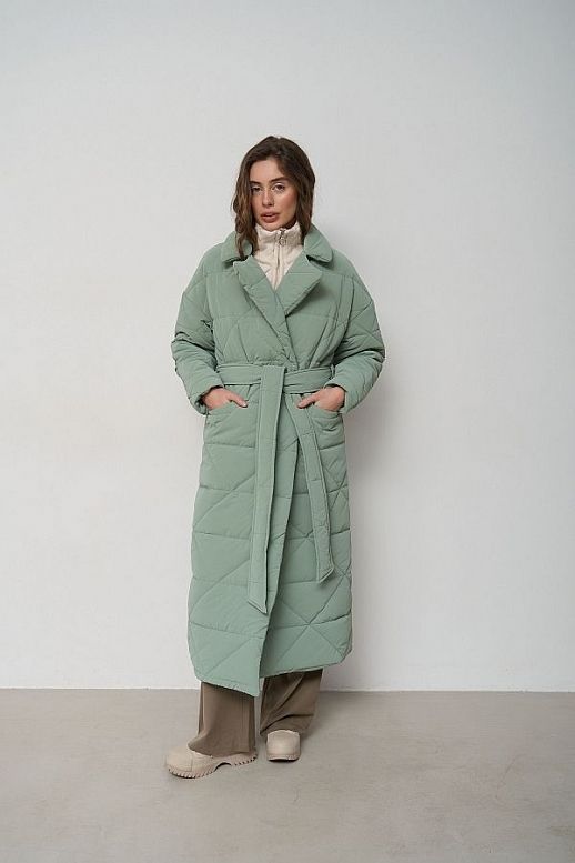 Long quilted coat mint with triangle pattern