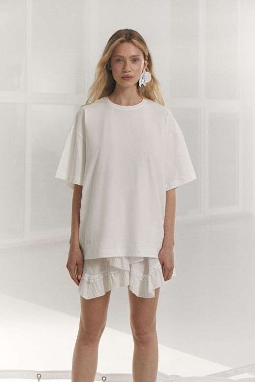 T-shirt with rhinestones white