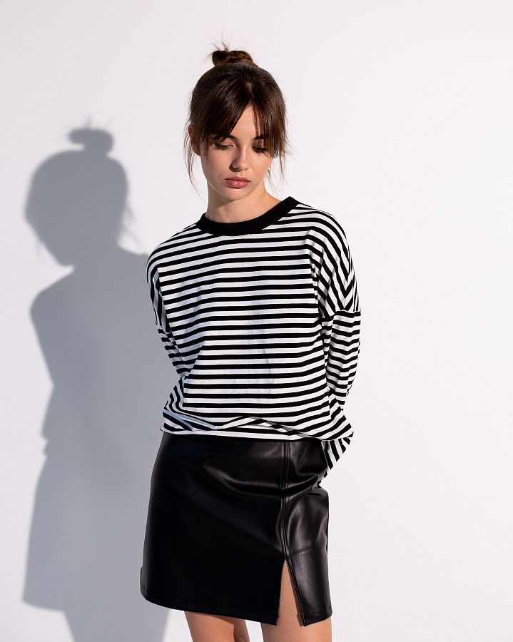 Skirt mini from black eco-leather B0222/1 #RU# Spódnica mini wykonana z czarnej ekoskóry B0222/1 № 3