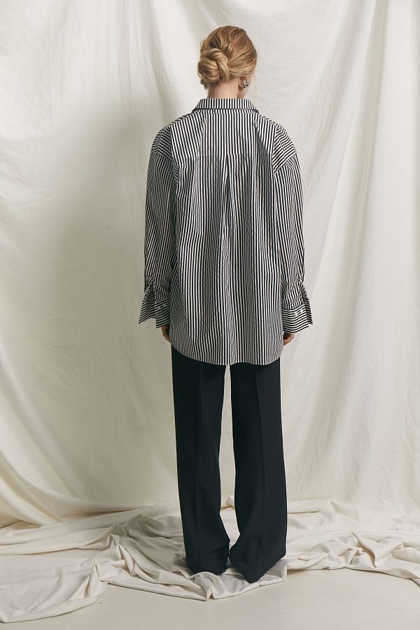 Black cotton shirt with stripes MBSCH001/11 #RU# Klasyczna, bawełniana koszula w beżowym kolorze MBSCH001/11 № 3