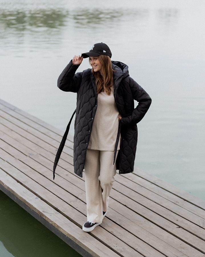 Black quilted coat with hood  MBPT002/3 #RU# Pikowana kurtka zimowa z czarnym kapturem. MBPT002/3 № 5